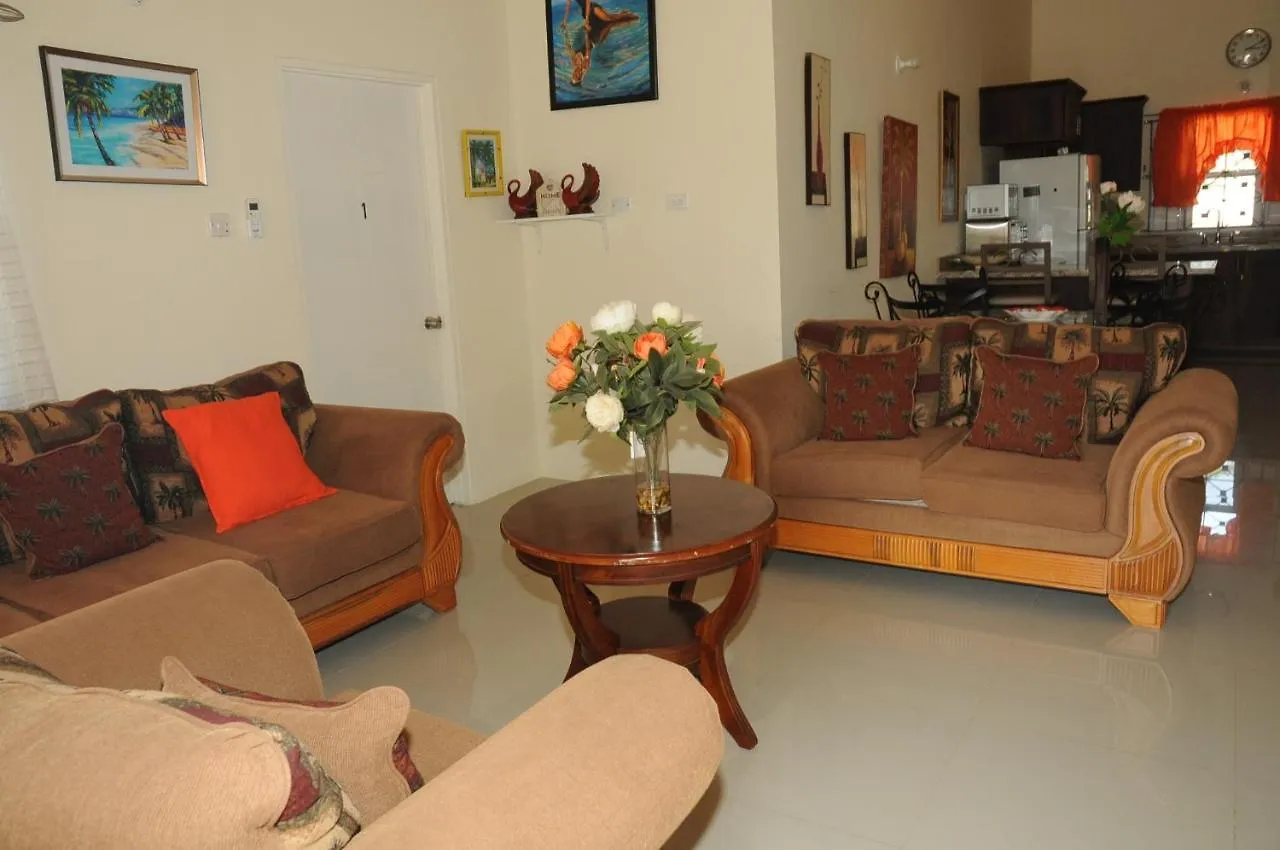 Ochi Rios Drax Hall 3 Bed Sleeps 7 Exquisitely Fully Furnished Accommodations Ocho Rios 0*,